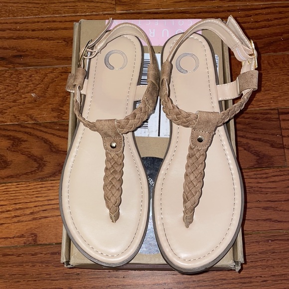 Journey Sandal Size 8 - Picture 6 of 6